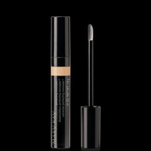 Perfecting Concealer™ Light Beige